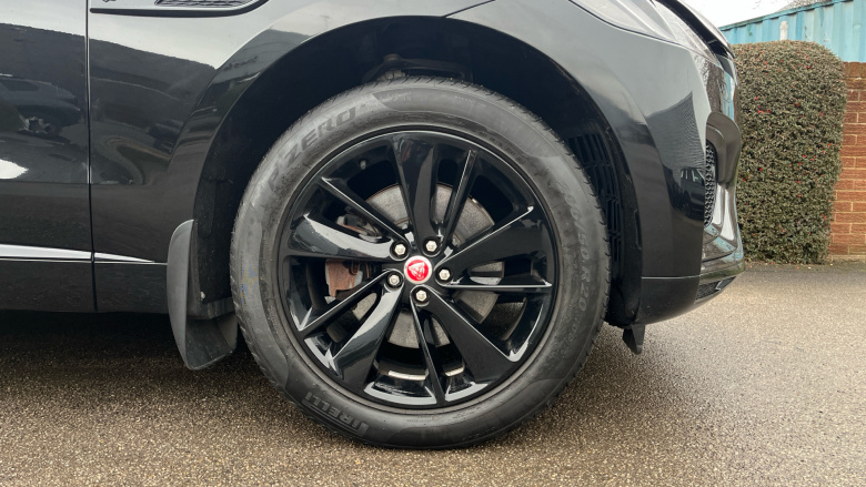 Jaguar F-Pace 2.0 D200 R-Dynamic S 5dr Auto AWD Diesel Estate